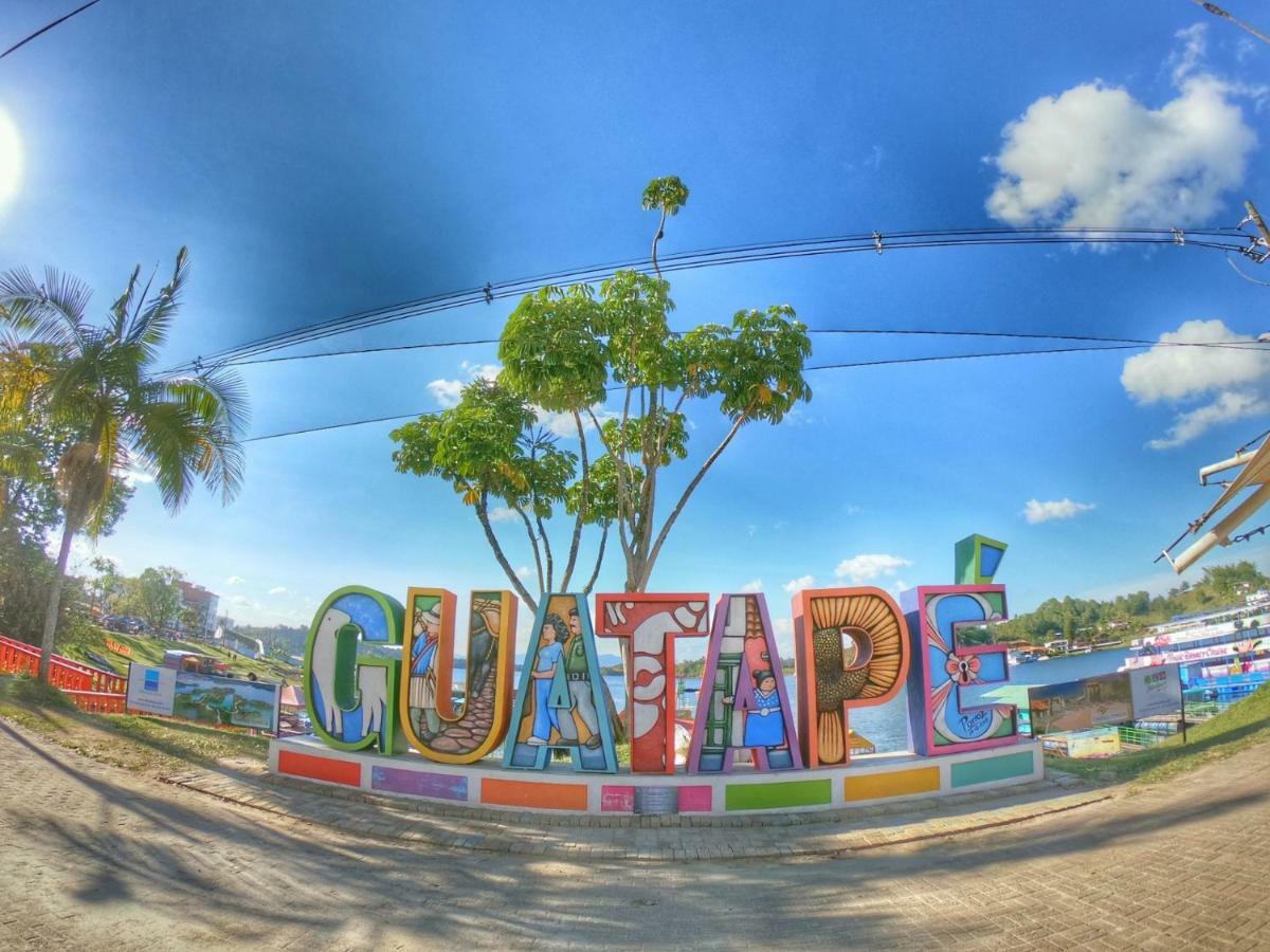 Hotel Las Vegas Guatape Exterior photo